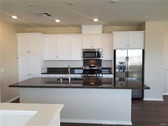 7039 Turin, Eastvale, CA 92880