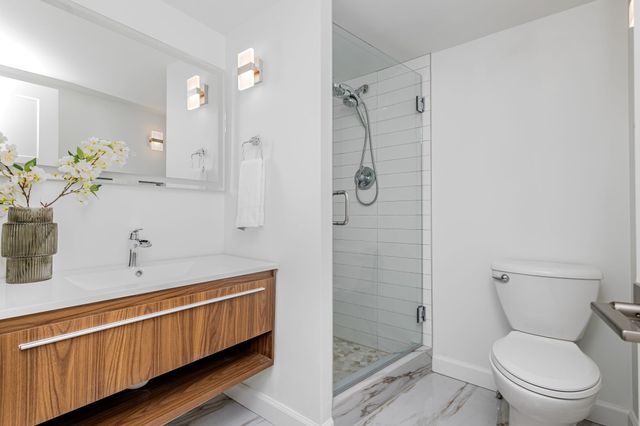 3131 Fleur Drive 208, Des Moines, IA 50321