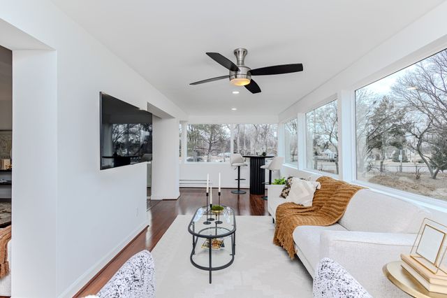 3131 Fleur Drive 208, Des Moines, IA 50321