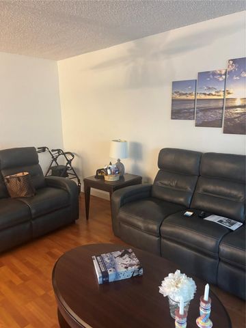 9081 Lime Bay Boulevard 211, Tamarac, FL 33321