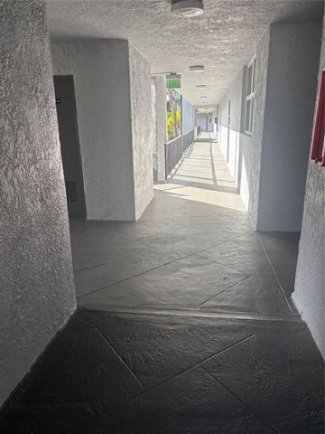 9081 Lime Bay Boulevard 211, Tamarac, FL 33321