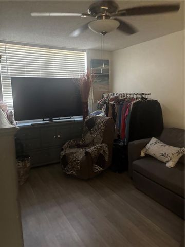 9081 Lime Bay Boulevard 211, Tamarac, FL 33321