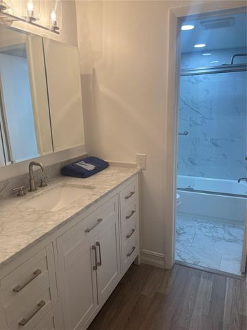 9081 Lime Bay Boulevard 211, Tamarac, FL 33321