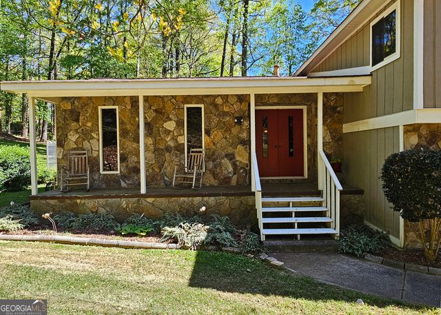 1446 Sartor NW, Lawrenceville, GA 30043