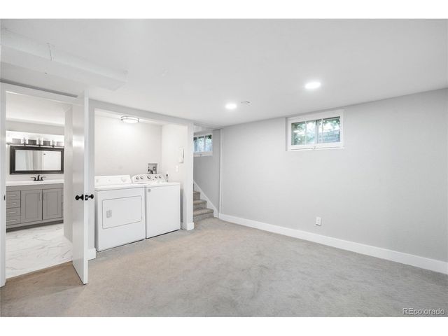 3855 N Cook St, Denver, CO 80205