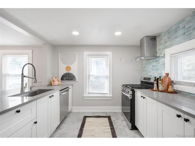 3855 N Cook St, Denver, CO 80205