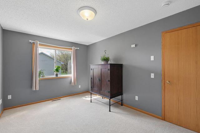 21089 Ibis Avenue, Lakeville, MN 55044