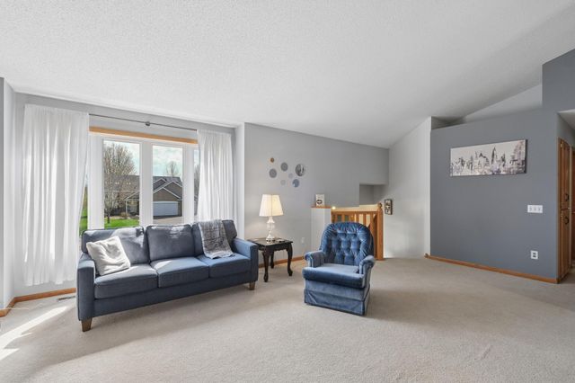 21089 Ibis Avenue, Lakeville, MN 55044