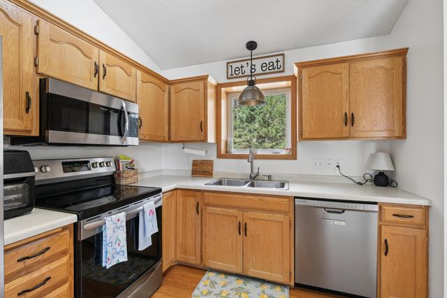 21089 Ibis Avenue, Lakeville, MN 55044