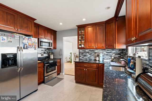 268 CHAMPION WAY, Sewell, NJ 08080