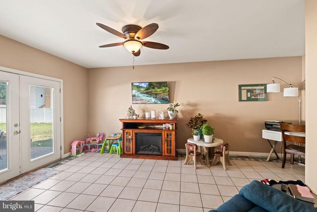 268 CHAMPION WAY, Sewell, NJ 08080