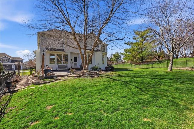 15917 Ballentine Street, Overland Park, KS 66221