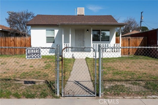 1102 E 18th Street, Bakersfield, CA 93305