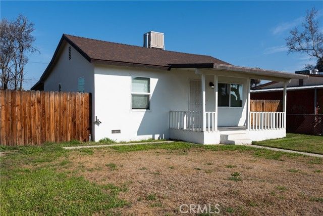 1102 E 18th Street, Bakersfield, CA 93305