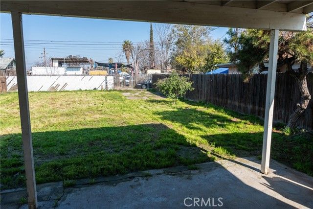1102 E 18th Street, Bakersfield, CA 93305