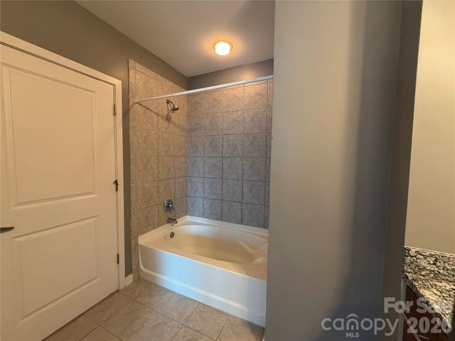 210 N Church Street 1505, Charlotte, NC 28202