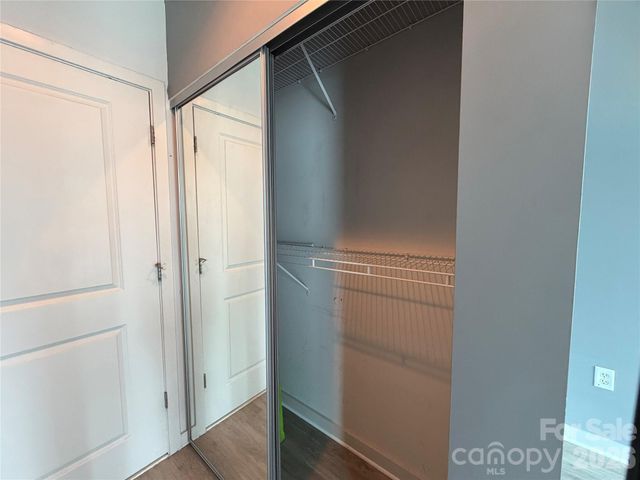 210 N Church Street 1505, Charlotte, NC 28202