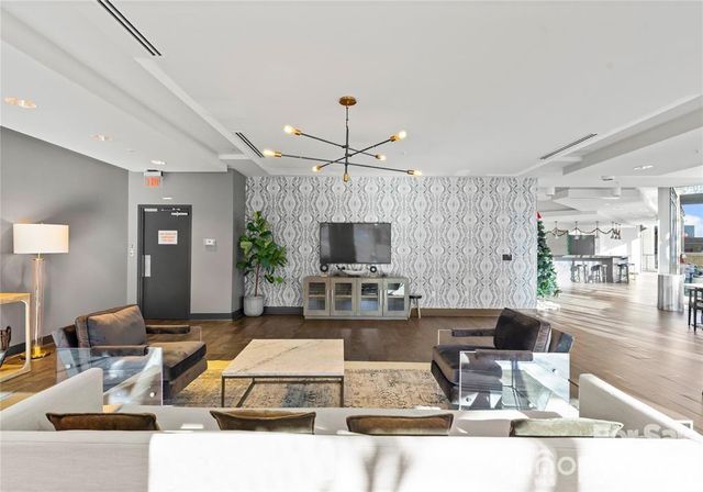 210 N Church Street 1505, Charlotte, NC 28202