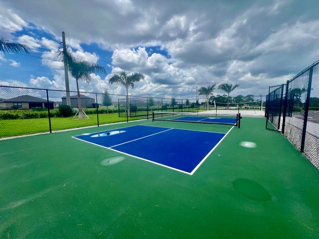 6694 Topaz Drive, Grant-valkaria, FL 32949