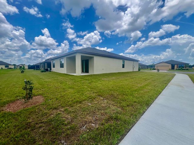 6694 Topaz Drive, Grant-valkaria, FL 32949