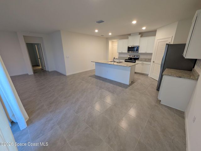 6694 Topaz Drive, Grant-valkaria, FL 32949