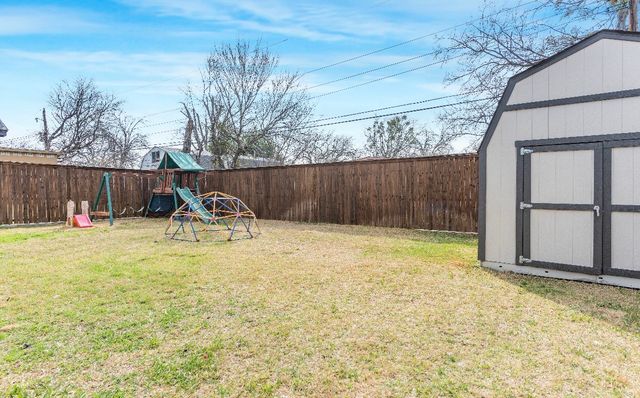 4017 Tejas Trail, Lake Worth, TX 76135