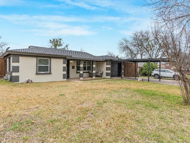 4017 Tejas Trail, Lake Worth, TX 76135