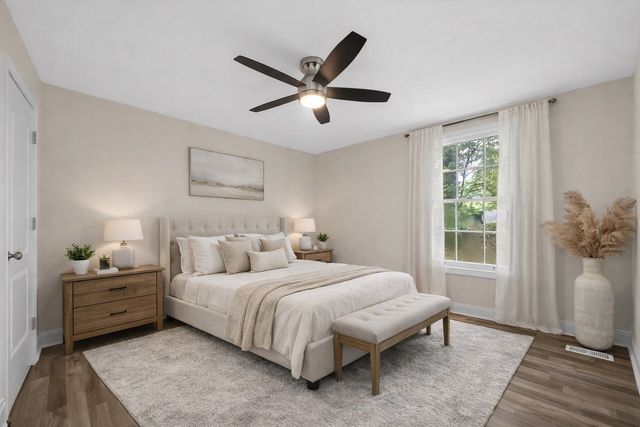 556 Briarwood Ct, Clarksville, TN 37040