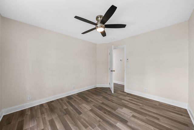 556 Briarwood Ct, Clarksville, TN 37040