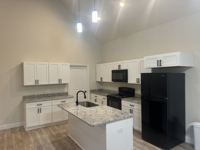 2055 Collier Rd, Lewisburg, TN 37091