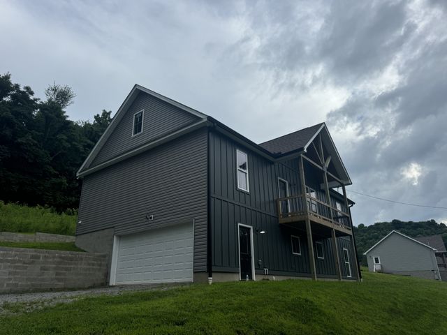 2055 Collier Rd, Lewisburg, TN 37091