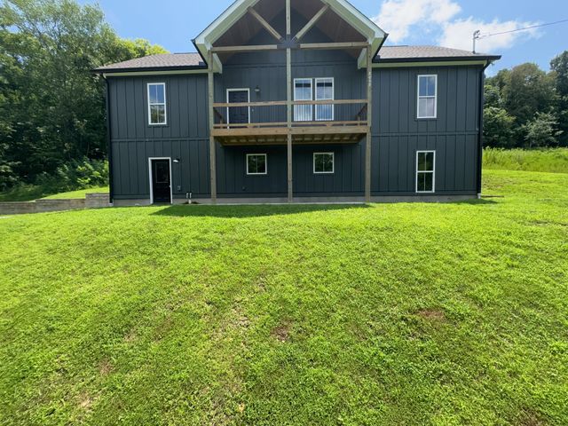 2055 Collier Rd, Lewisburg, TN 37091