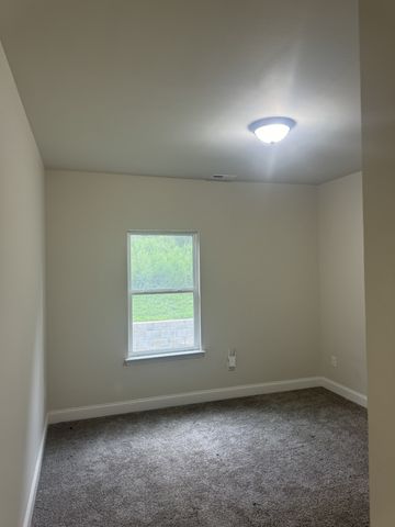 2055 Collier Rd, Lewisburg, TN 37091