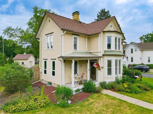 332 Riverside DRIVE, Fort Atkinson, WI 53538