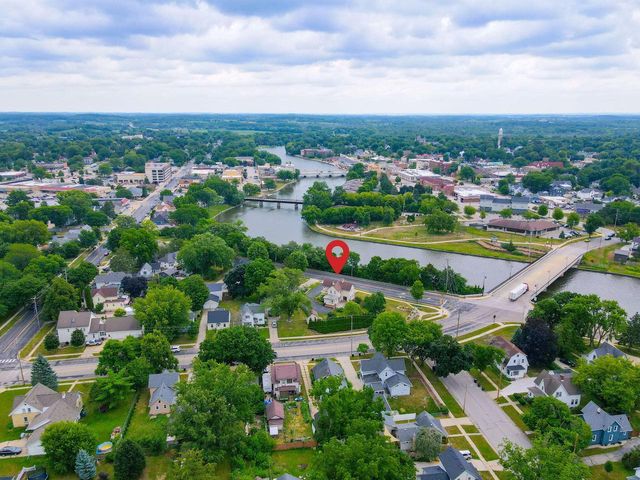 332 Riverside DRIVE, Fort Atkinson, WI 53538