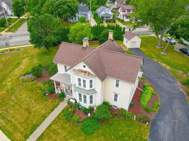 332 Riverside DRIVE, Fort Atkinson, WI 53538
