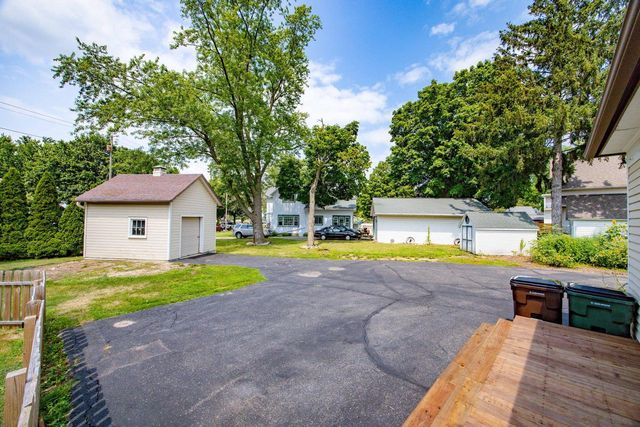 332 Riverside DRIVE, Fort Atkinson, WI 53538