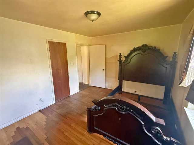 3910 Leffingwell Street, Houston, TX 77026