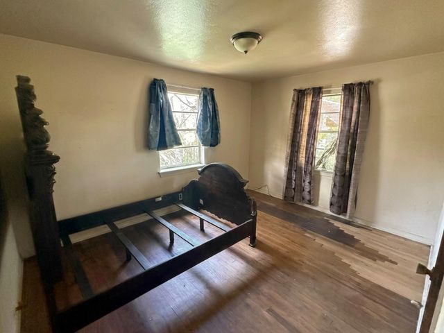 3910 Leffingwell Street, Houston, TX 77026