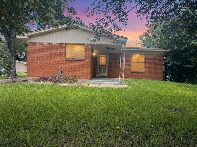 3910 Leffingwell Street, Houston, TX 77026