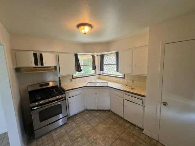 3910 Leffingwell Street, Houston, TX 77026