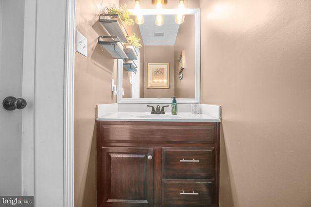 157 OLYMPIC DR, Stafford, VA 22554