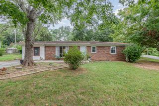 7 Garth Drive, Clarksville, TN 37040