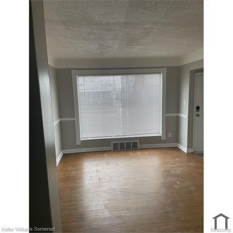 22540 Normandy Avenue, Eastpointe, MI 48021