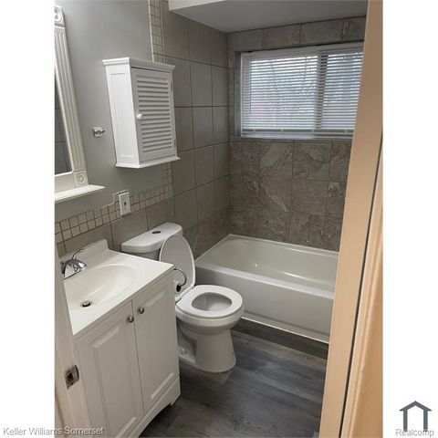 22540 Normandy Avenue, Eastpointe, MI 48021