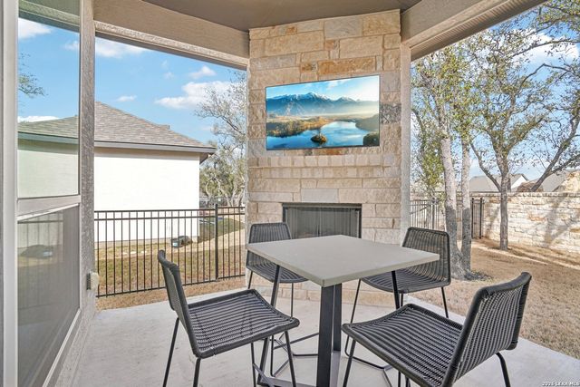 205 Vamanos, Boerne, TX 78006