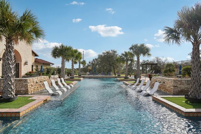 205 Vamanos, Boerne, TX 78006