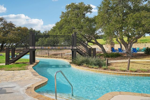 205 Vamanos, Boerne, TX 78006