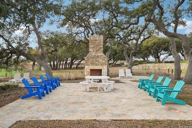 205 Vamanos, Boerne, TX 78006