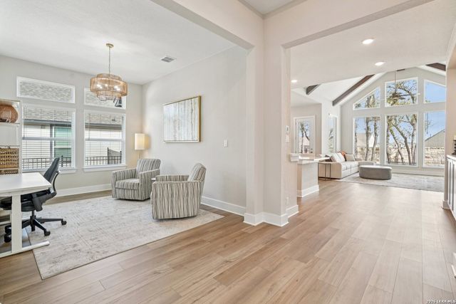 205 Vamanos, Boerne, TX 78006